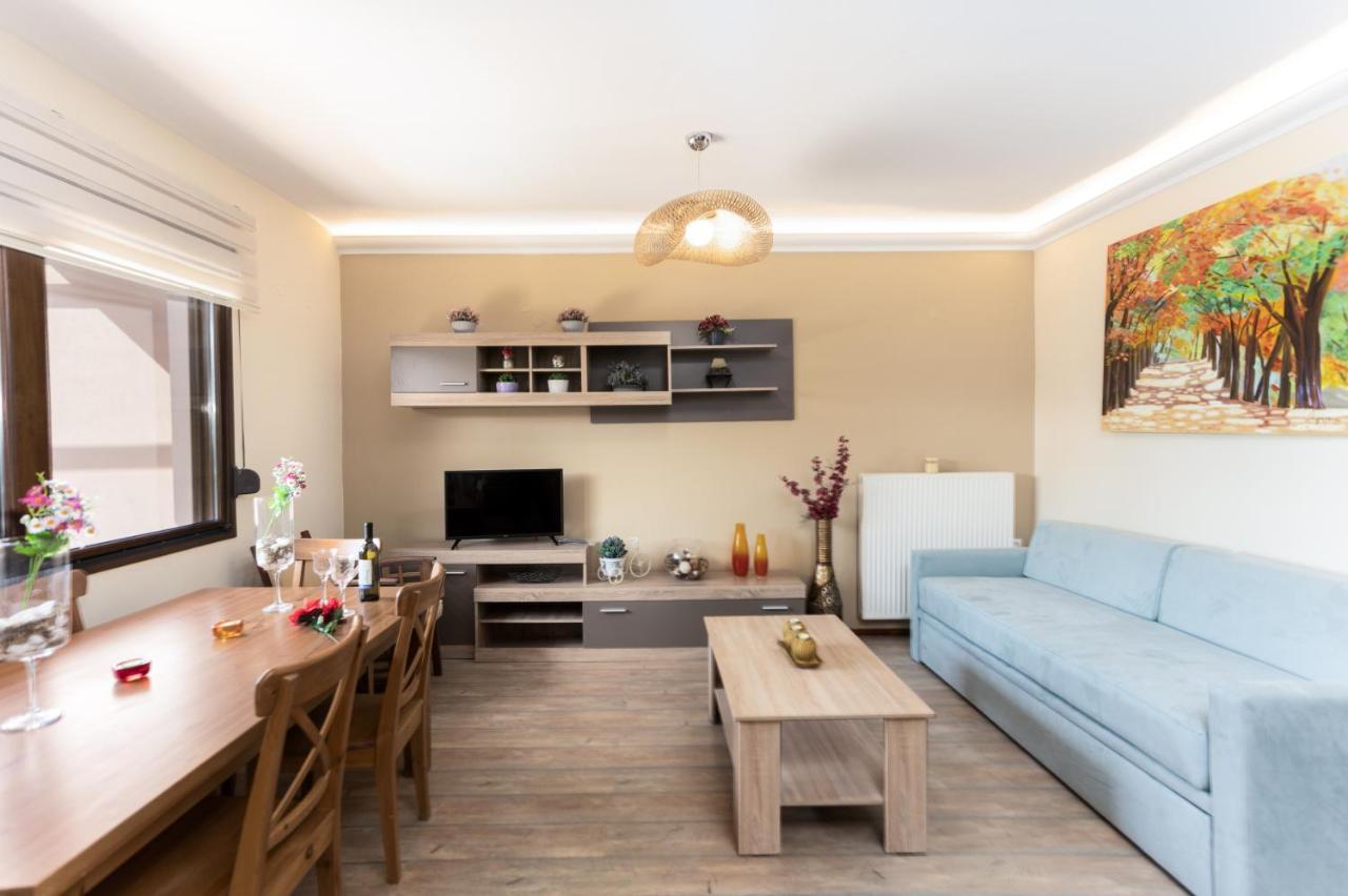 Twinstars Apartment With Courtyard And View Kalyves Polygyrou 外观 照片